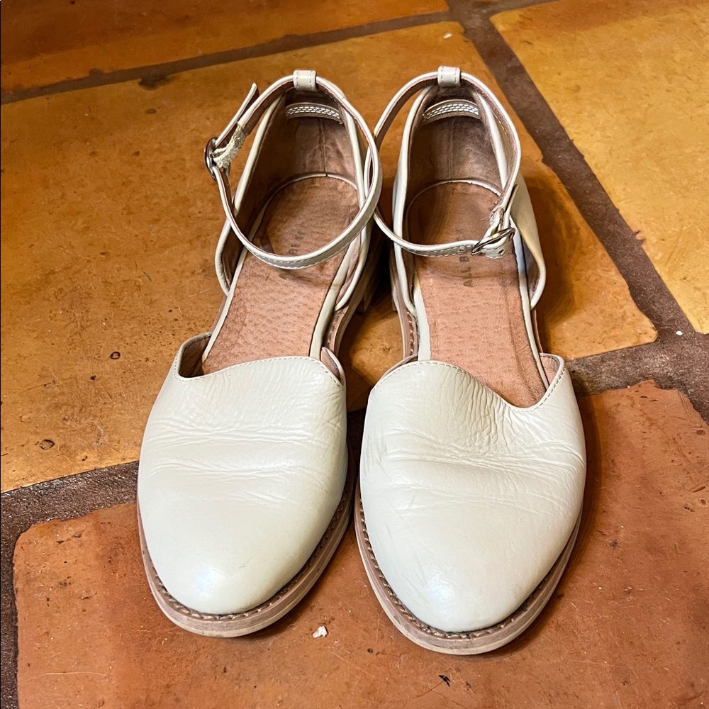 All Black Maryjane style flat